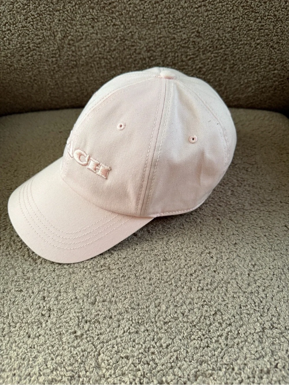 Coach Light Pink Embroidered Logo Baseball Cap - Picture 2 of 5